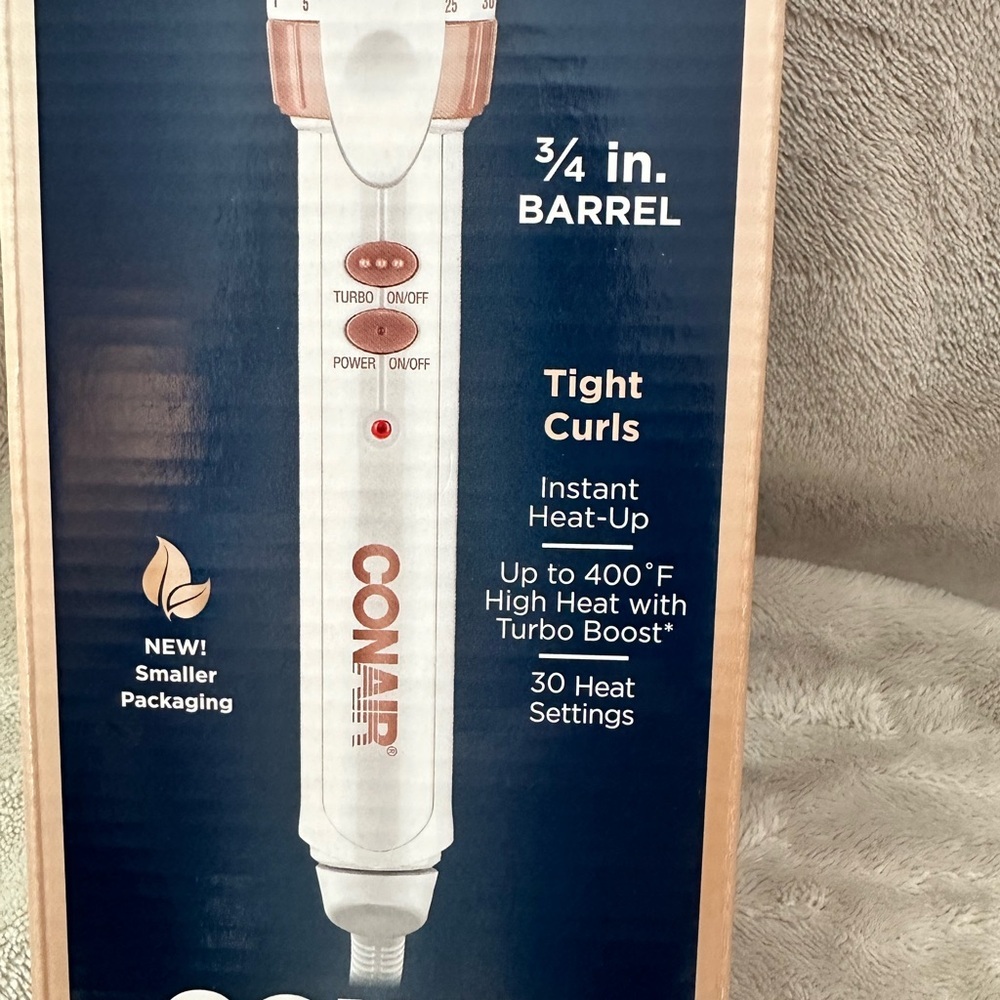 New in Box Conair 3/4 Inch Barrel Double Ceramic Curling Iron Rose Gold & White - Picture 6 of 8